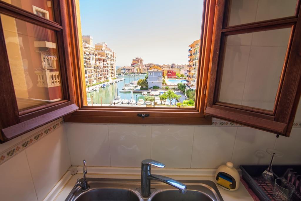 Apartment Near The Beach With Magnificent Views Port Saplaya Luaran gambar
