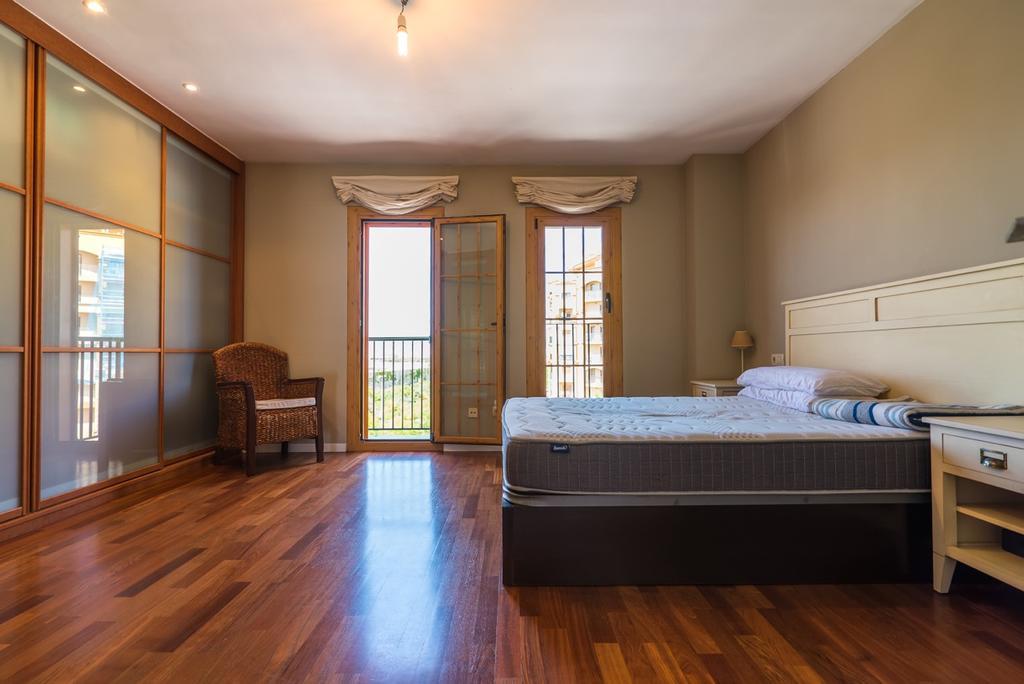Apartment Near The Beach With Magnificent Views Port Saplaya Luaran gambar